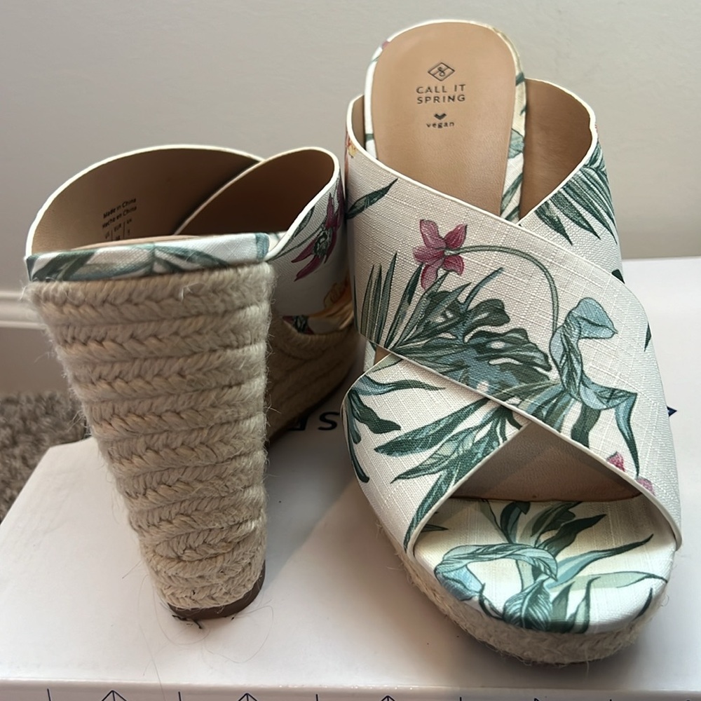 Wedges Call It Spring - Picture 4 of 4